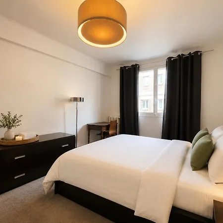 Διαμέρισμα 2 Bedroom 7 Near Eiffel Tower